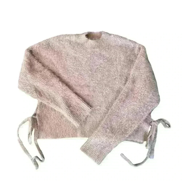 Peachy Keen Cropped Sweater With Side Ties Size Medium - Like New - Picture 2 of 3